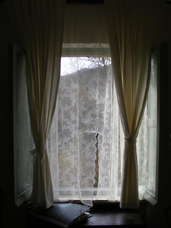Bed & Breakfast La Gaggiaspina Nocera Umbra Værelse billede